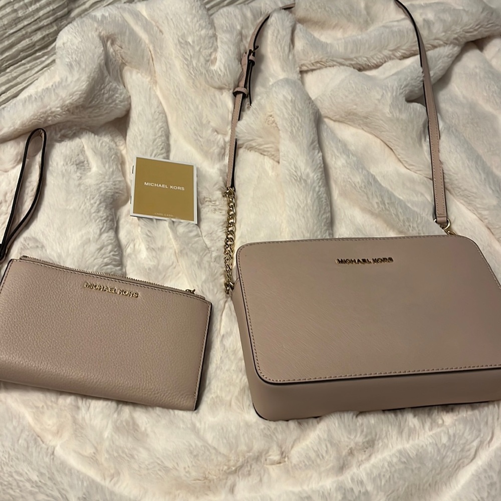 Michael Kors shoulder bag and matching wallet/wristlet